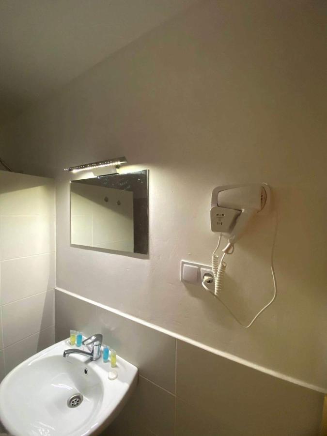 Beko'S Garden Inn 梅斯蒂亚 客房 照片