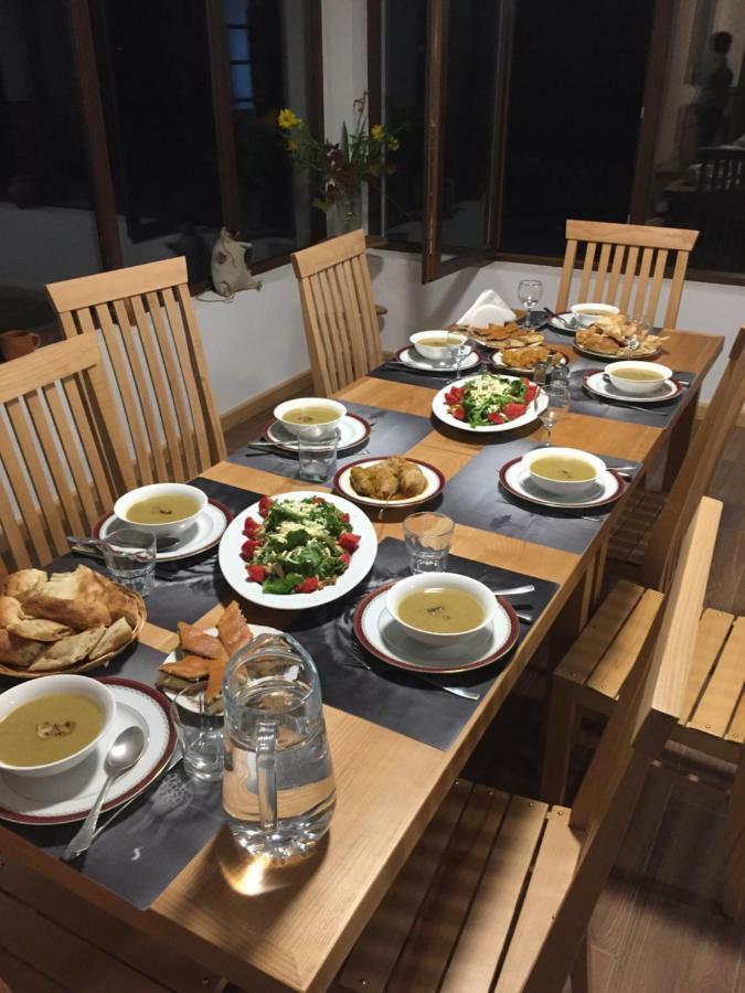 Beko'S Garden Inn 梅斯蒂亚 外观 照片